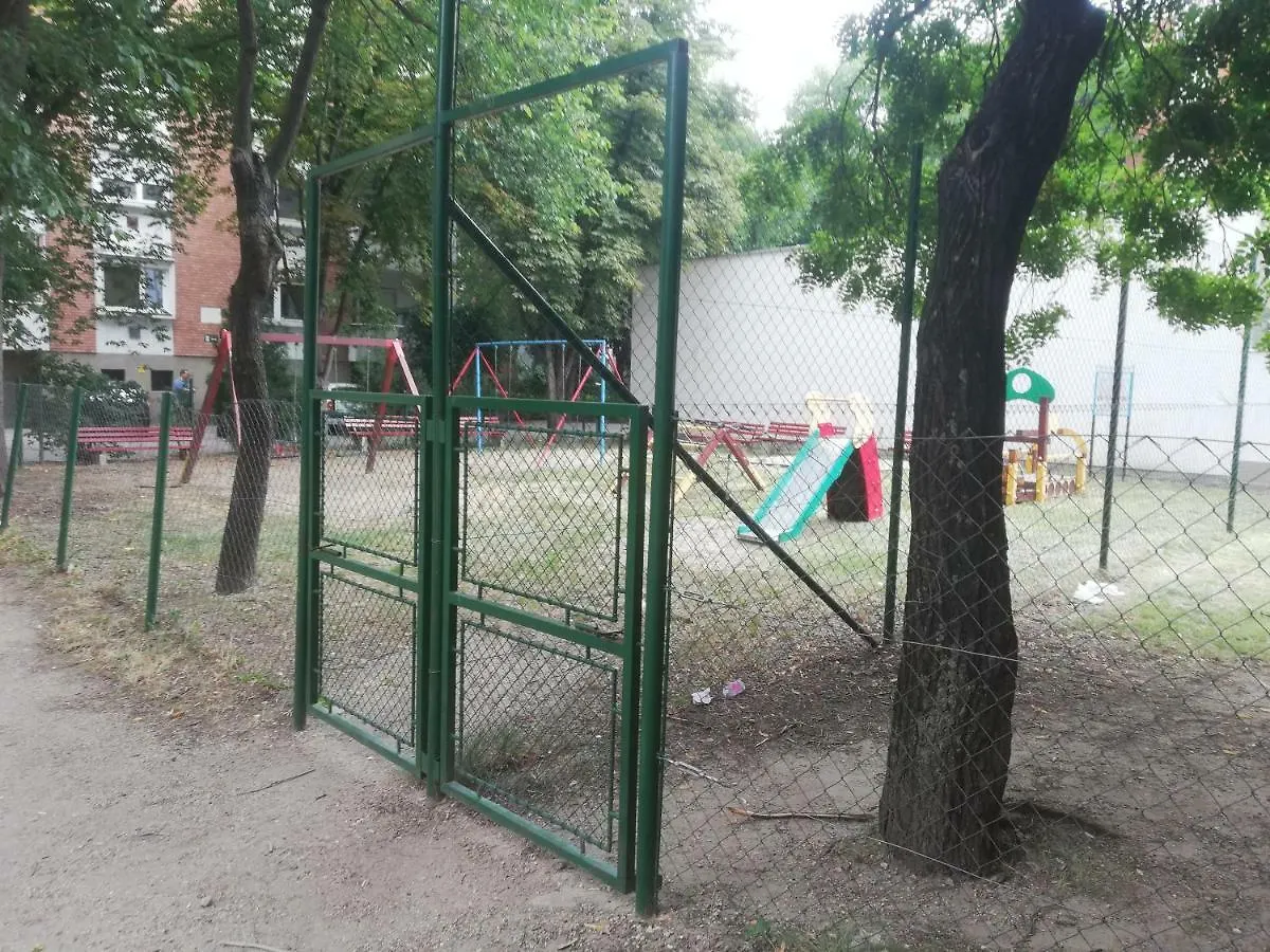 Апартаменты Kis Becsi Apartman Сегед