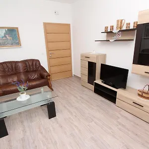 ellenőrizze a rendelkezésre állást